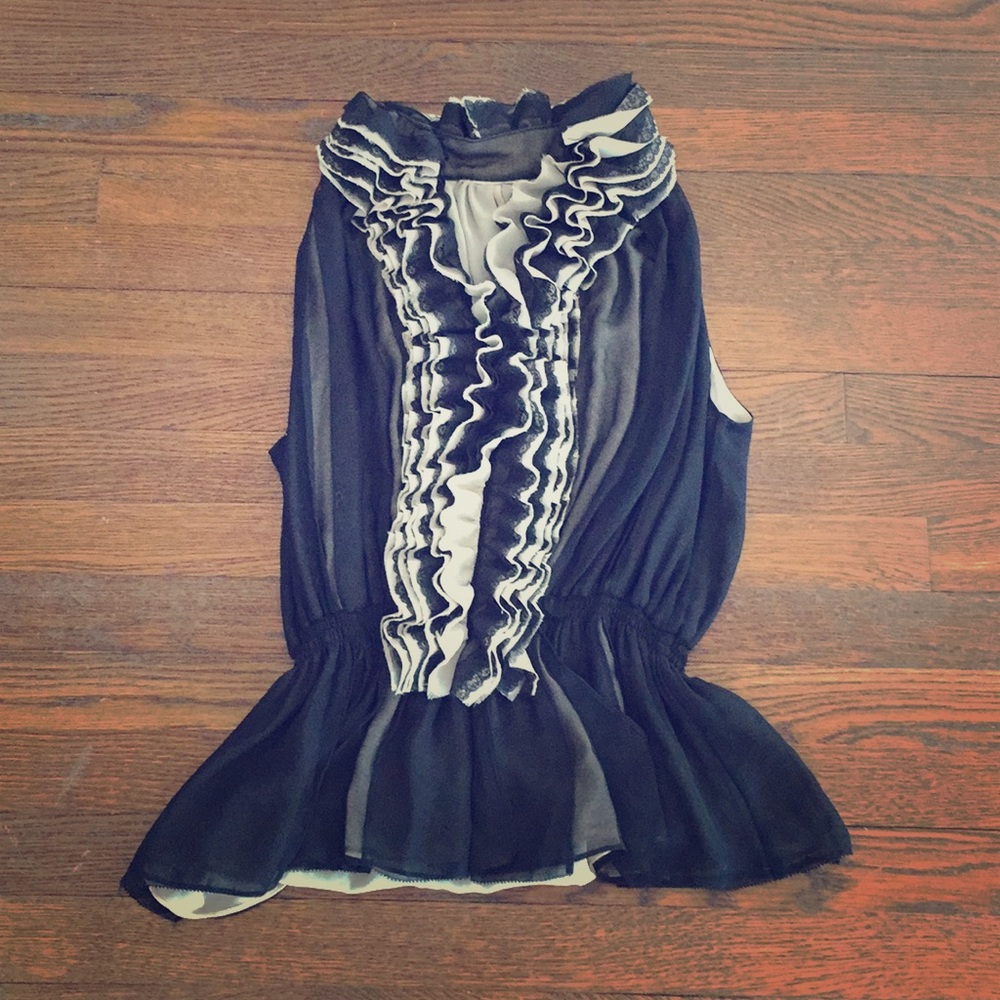 Robert Rodriguez top Target Sz M